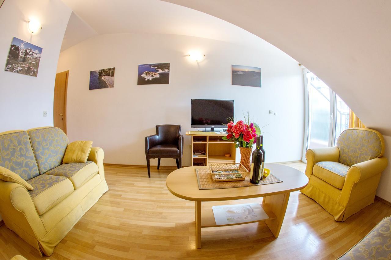 Apartments Luka Budva Exteriör bild