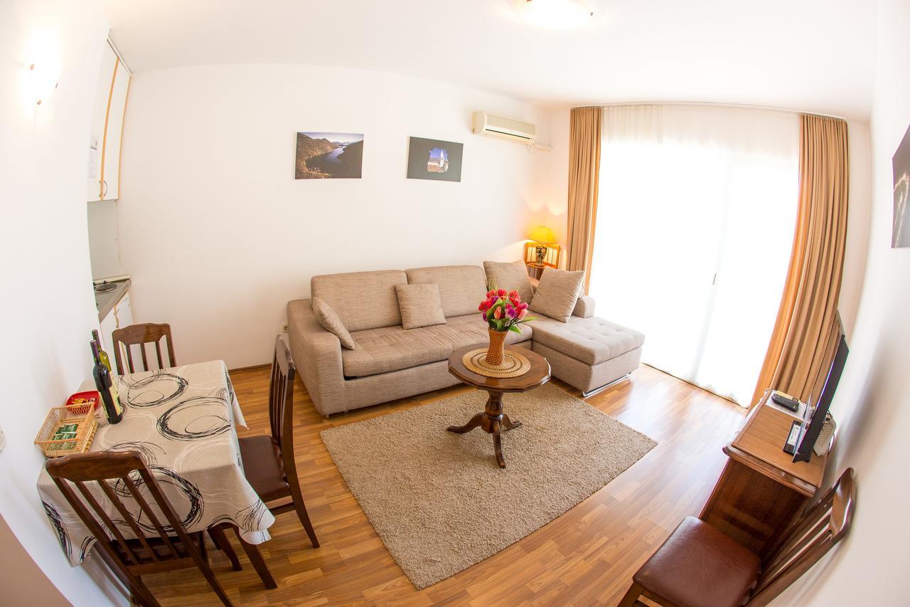 Apartments Luka Budva Exteriör bild